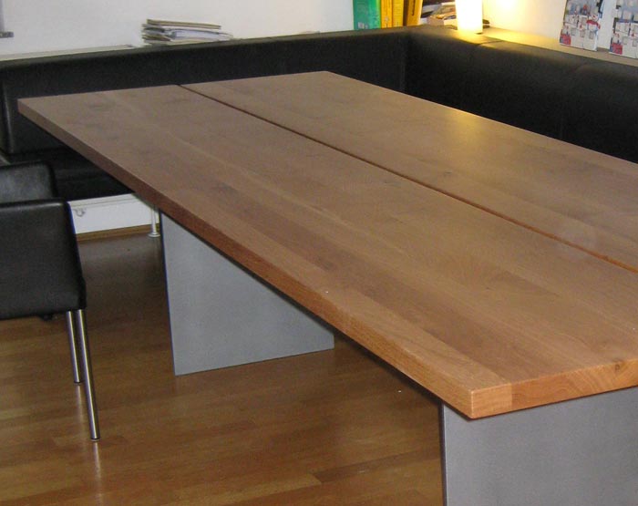 Tisch Massivholz Stahl